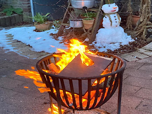 Feuerkorb - Lagerfeuerromantik im Garten